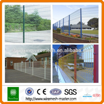 Сделано в Китае высокое качество сварных используется V сгибать сетки забор